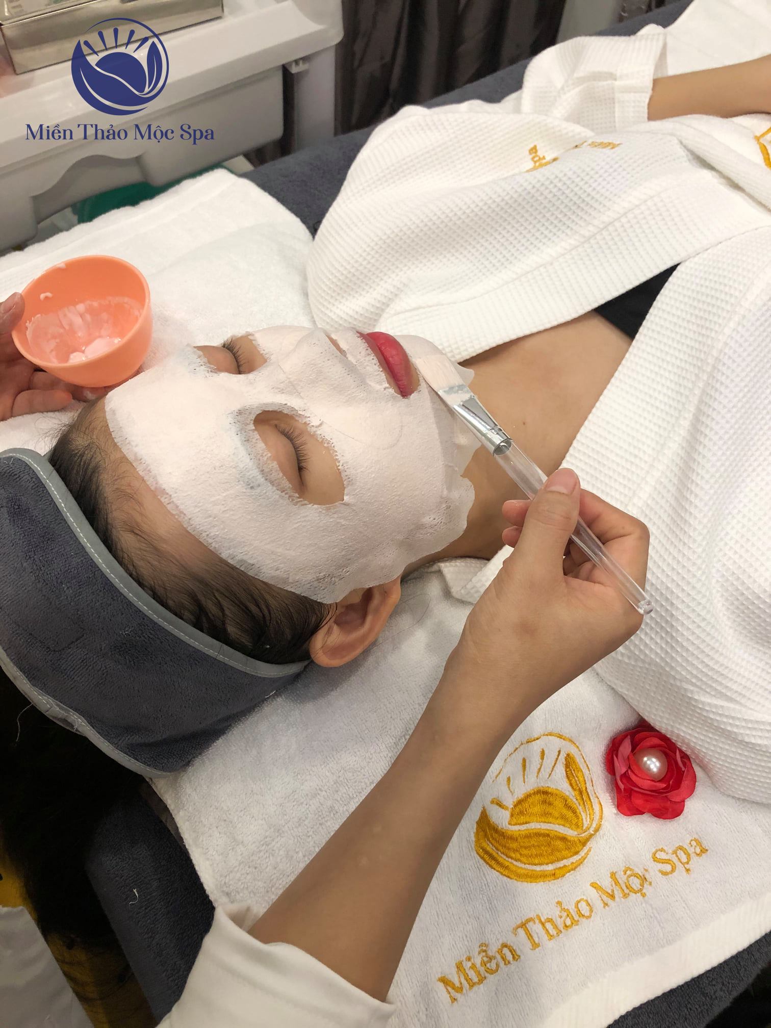 Quy Trình Lấy Nhân Mụn Chuẩn Spa Diễn Ra Như Thế Nào
