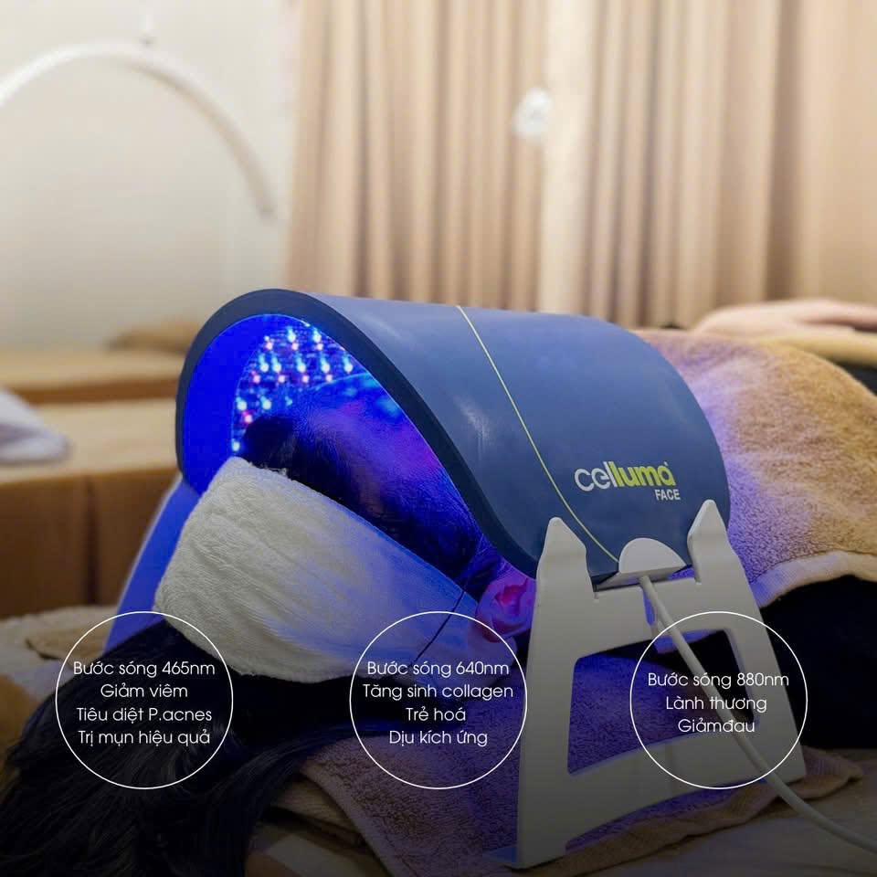 Chiếu Đèn Celluma Có Công Dụng Gì Sau Khi Lấy Nhân Mụn?